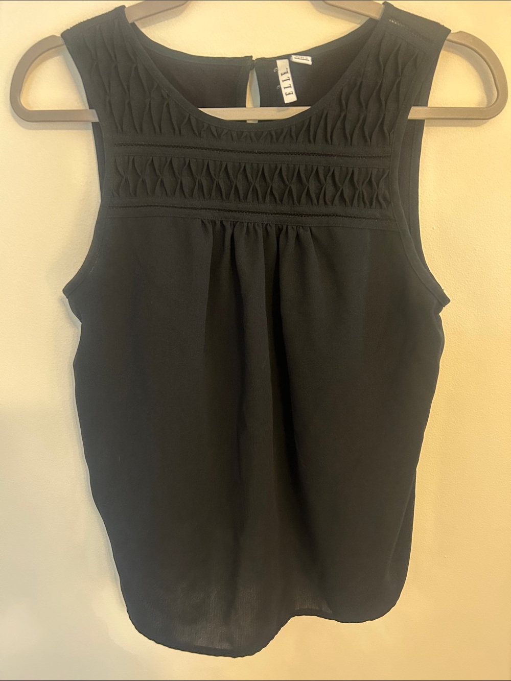Elle Black Sleeveless Pintuck Yoke Camisole